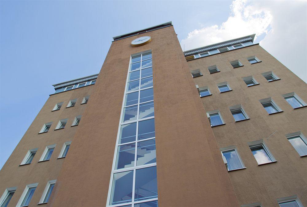 Hotel An-2 Charków Zewnętrze zdjęcie