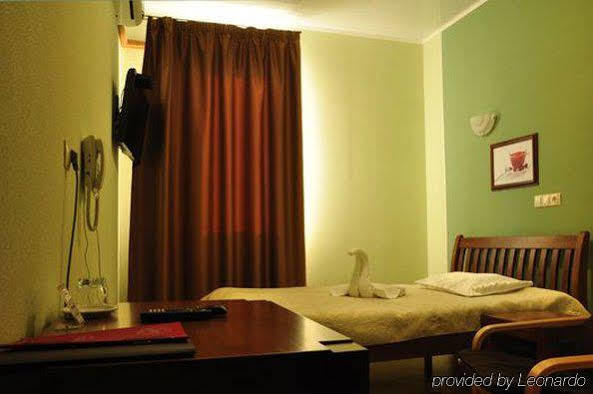 Hotel An-2 Charków Zewnętrze zdjęcie