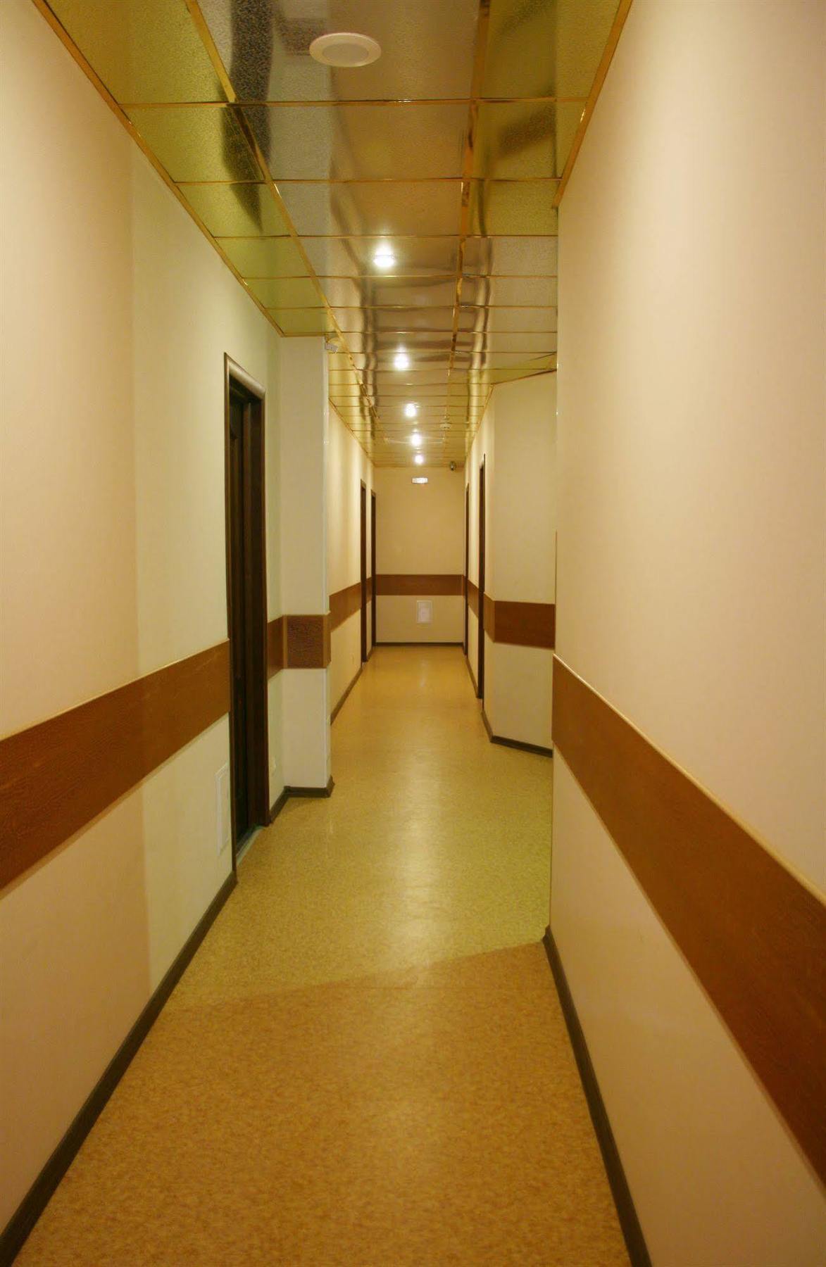 Hotel An-2 Charków Zewnętrze zdjęcie